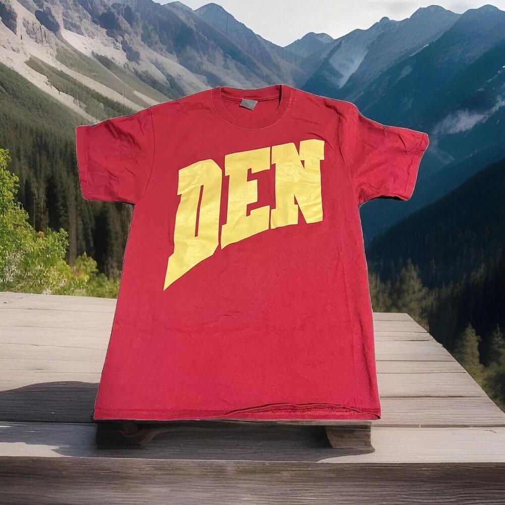 Denver Split Spell Out Shirt Maroon M Colorado Rockies Nuggets Broncos Jokic